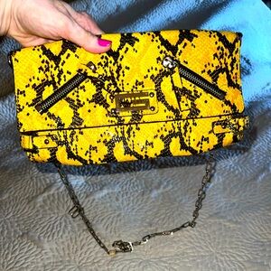 Vintage (y2k) yellow and black snake print bag by GUESS with silver chain